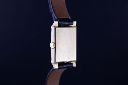 ROLEX Précision
Montre en or rose 18k. Boitier...