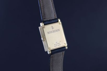 BOUCHERON Carré réf. AK 421675
Montre bracelet...