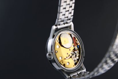 LIP Nautic-Lady
Montre bracelet de dame en...