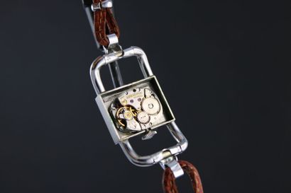 JAEGER-LECOULTRE Etrier 1670
Montre bracelet...
