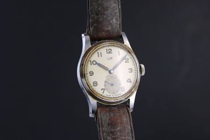 LIP Parechoc
Montre bracelet en acier. Fond...