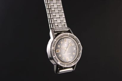 LIP Nautic-Lady
Montre bracelet de dame en...