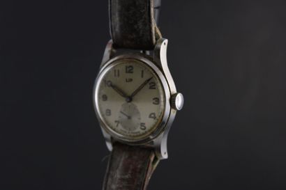 LIP Parechoc
Montre bracelet en acier. Fond...