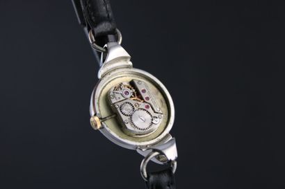 OMEGA réf. 2470/1
Montre bracelet de dame...