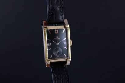 ROLEX Précision
Montre en or rose 18k. Boitier...