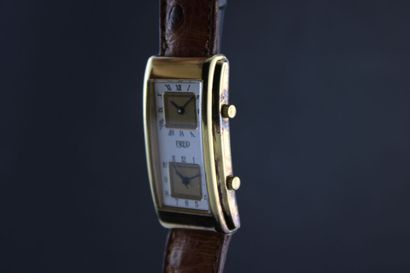 FRED
Montre double fuseau horaires