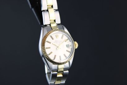 ROLEX Oyster Date Lady réf. 6900
Montre de...