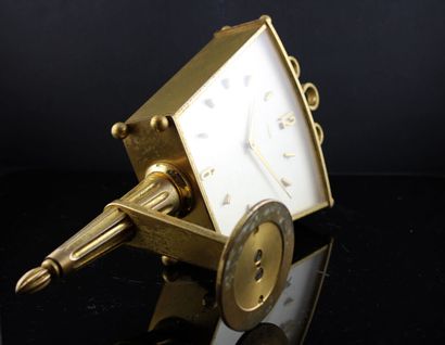 IMHOF 
Pendule applique/enseigne en laiton...