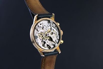ANONYME
Montre chronographe bracelet plaqué...