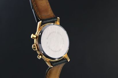 ANONYME
Montre chronographe bracelet plaqué...