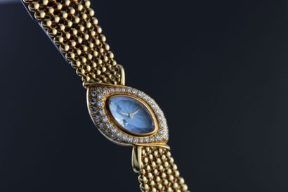 AUDEMARS PIGUET Baroque
Montre de dame en...