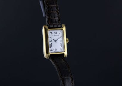 A.Barthelay
Montre de dame en or jaune 18k....