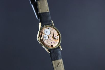 OMEGA réf. 511.0451
Montre bracelet de dame...