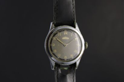 ANGELUS. 
Montre bracelet chromée. Boitier...