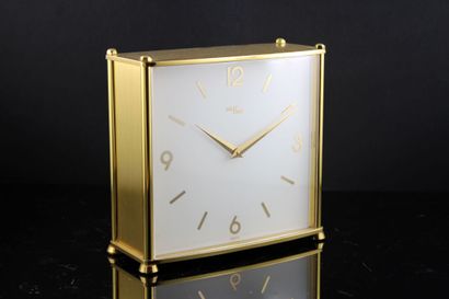 IMHOF
Pendule de table en laiton.
Mouvement...