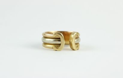 CARTIER 
Bague double C grand modèle or jaune...