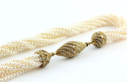 Collier à 8 rangs de perles de culture, le...
