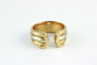 CARTIER 
Bague double C grand modèle or jaune...