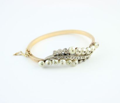 Bracelet ancien en or jaune 18K (750/1000)...