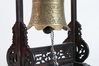 CHINE DU SUD, FIN XIXe-DÉBUT XXe SIÈCLE
Cloche...