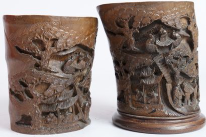 CHINE.
Paire de porte-pinceaux en bambou...