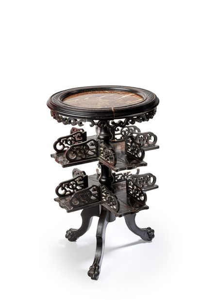 CHINE, DÉBUT XXe SIÈCLE
Table-guéridon en...