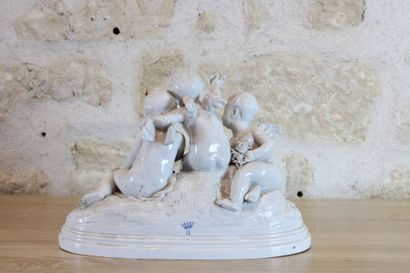 BADESSO d'après pour la manufacture de Capodimonte
Groupe...