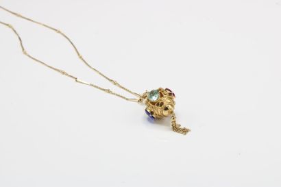 Necklace composed of a chain and a cylindrical...