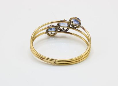 Three-wire bracelet in 18K (750/1000) yellow...