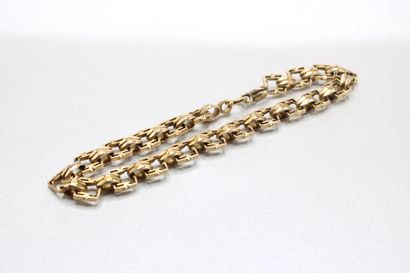 Square-angled forçat link bracelet in 18K...