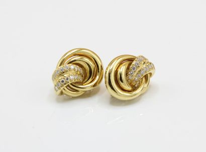 VAN CLEEF & ARPELS
Pair of ear clips in 18K...