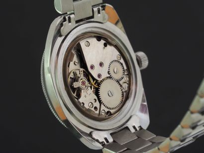 ELECTRA ( Lip)
Montre de poignet en acier....