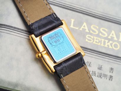 SEIKO LASSALE
Montre de dame dorée. Boitier...