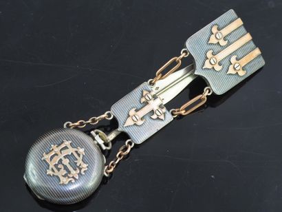 ANONYME
Montre de col avec sa châtelaine...