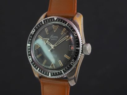 BESSA
Montre de poignet chromée. Boitier...