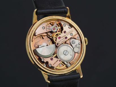 DUGENA
Montre de poignet plaqué or. Boitier...