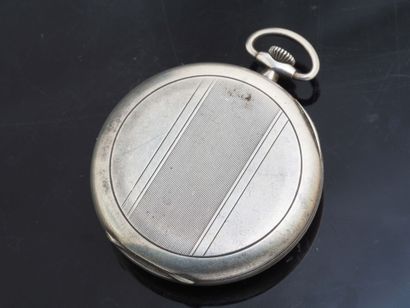 LIP Chronomètre
Montre de gousset en acier....