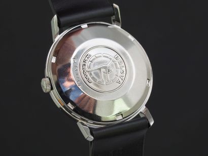 BULOVA
Montre de poignet en acier. Boitier...