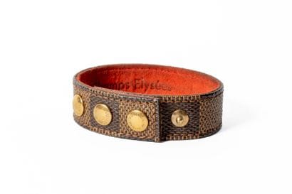 LOUIS VUITTON 
Bracelet en toile à damier...