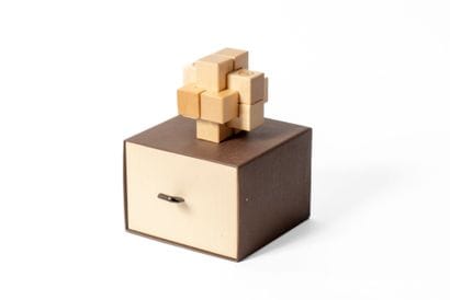 LOUIS VUITTON 
Jeu de casse-tête du Pateki...