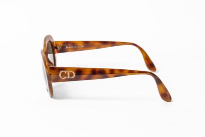 CHRISTIAN DIOR
Lunettes de soleil en acétate...