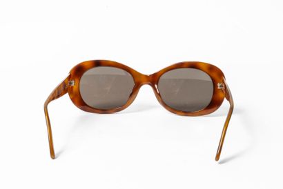 CHRISTIAN DIOR
Lunettes de soleil en acétate...