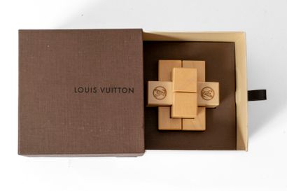 LOUIS VUITTON 
Jeu de casse-tête du Pateki...