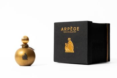 LANVIN Arpège
Flacon de parfum en forme de...