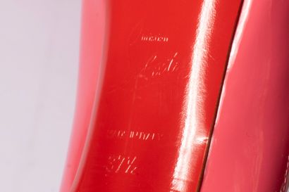 LOUBOUTIN
Fuchsia pink platform with red...