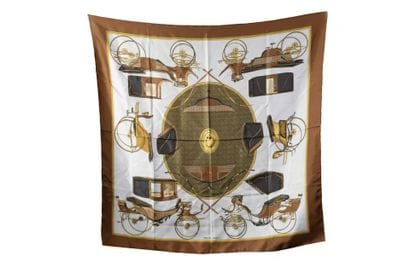 HERMES
Silk square.
Model 