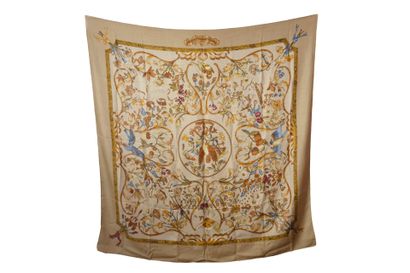 HERMES
Silk shawl.
Model 