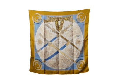 HERMES
Silk square.
Hunting weapons