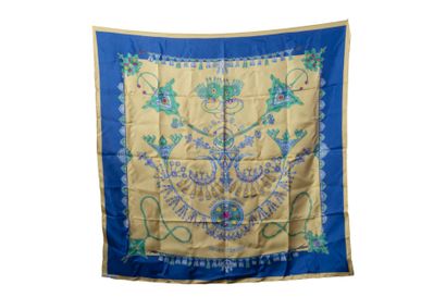 HERMES
Silk square.
Model 