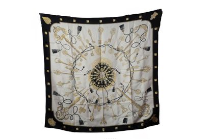 HERMES
Silk square.
Les Clefs
